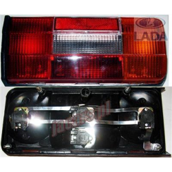 LAMPA TYŁ PRAWA KPL. ( CZARNA OBUDOWA )-1541